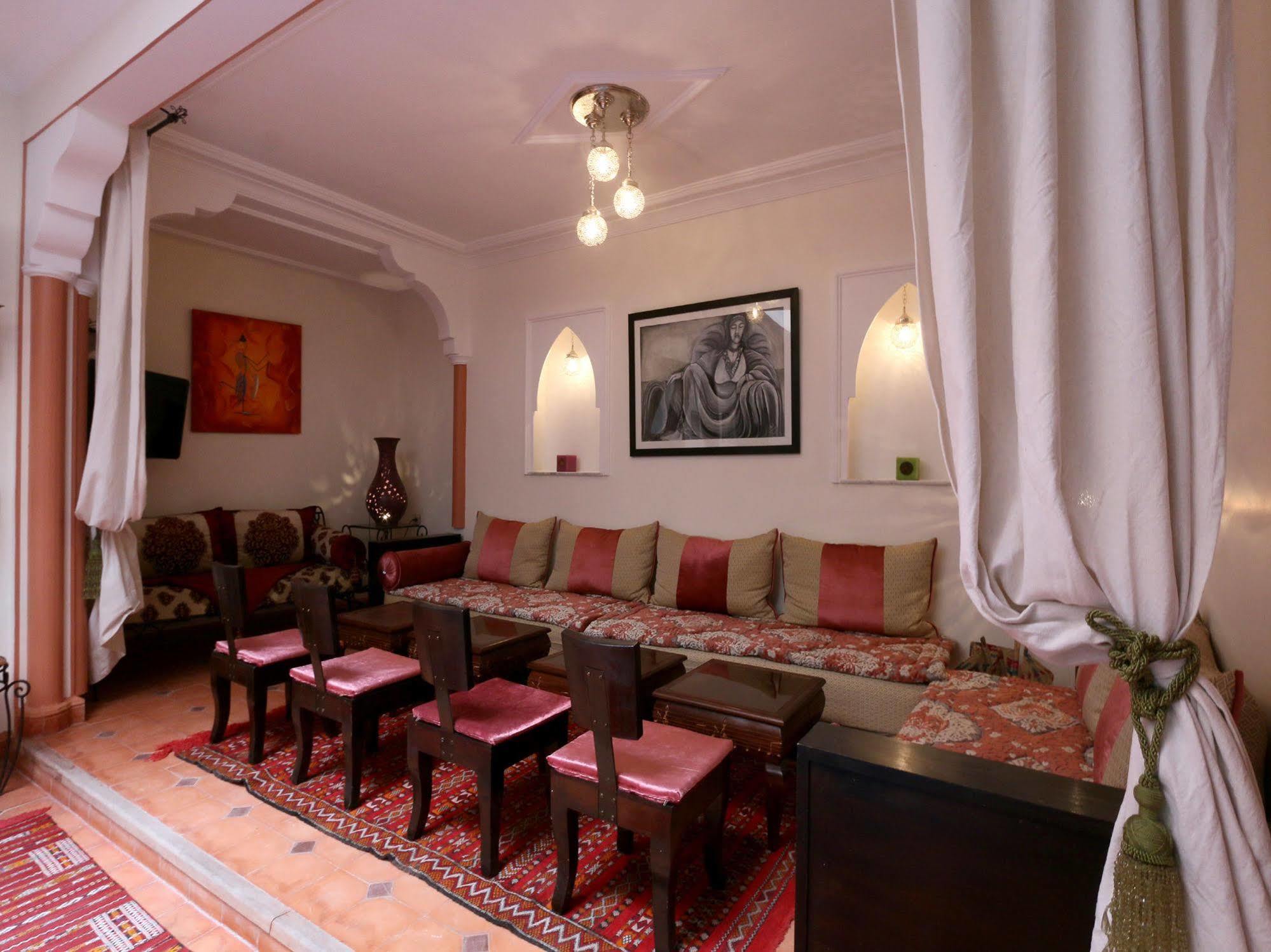 Riad De La Semaine Marakeş Dış mekan fotoğraf