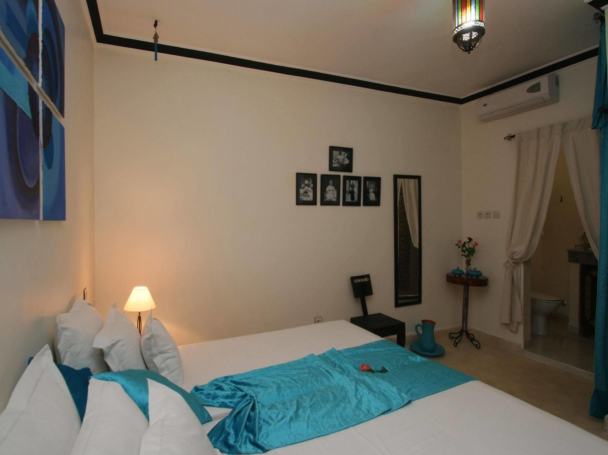 Riad De La Semaine Marakeş Dış mekan fotoğraf